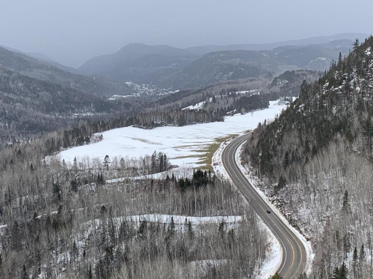 La Cabane Chez Jimmy Petit-Saguenay エクステリア 写真
