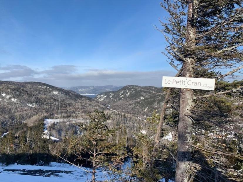 La Cabane Chez Jimmy Petit-Saguenay エクステリア 写真